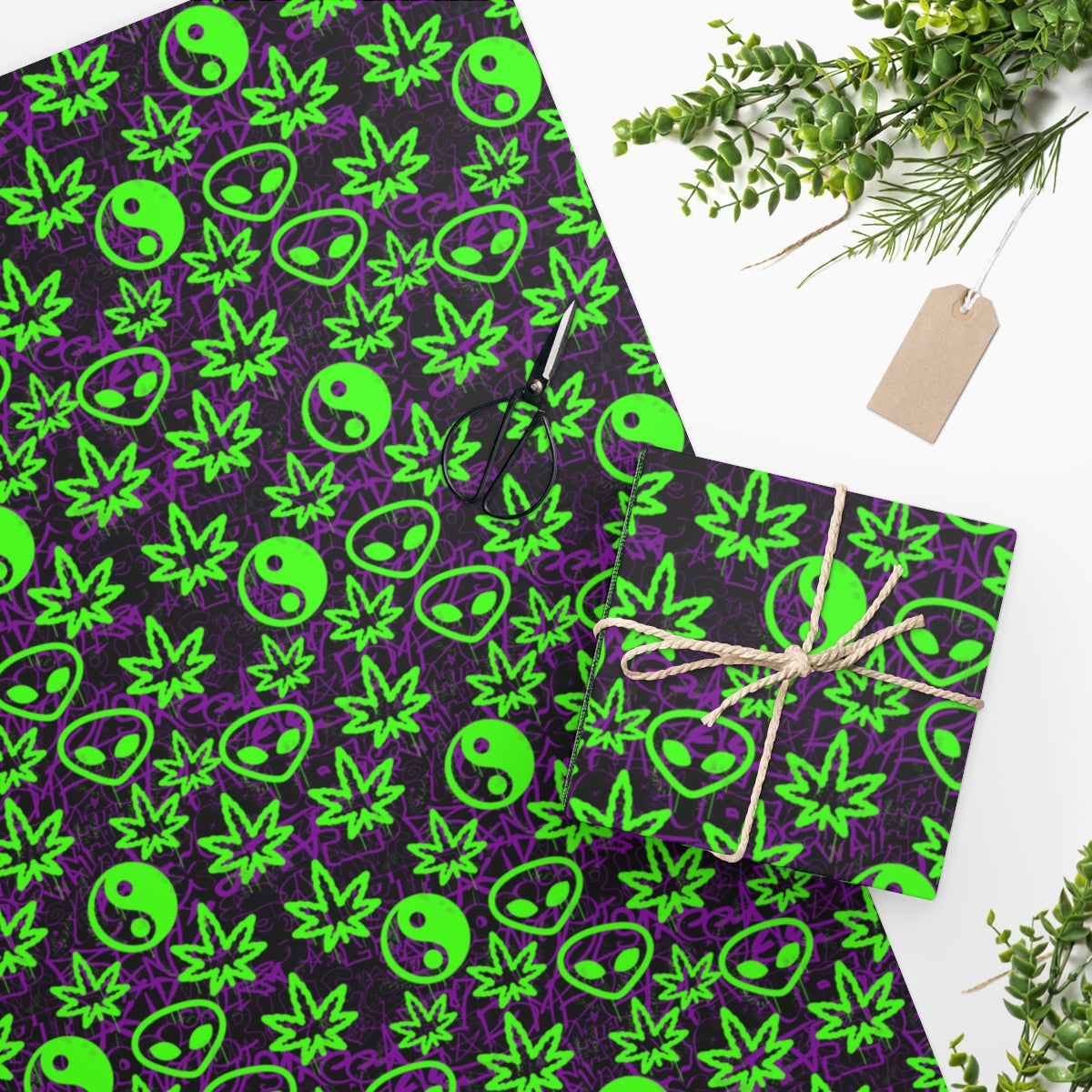 Awesome Graffiti - Weed Leaf- Alien - Yin Yang Wrapping Paper