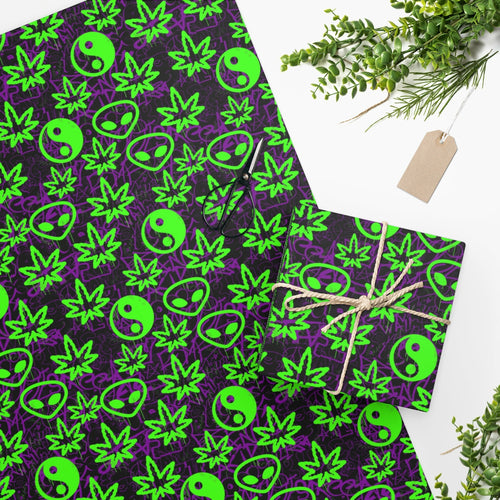 Awesome Graffiti - Weed Leaf- Alien - Yin Yang Wrapping Paper