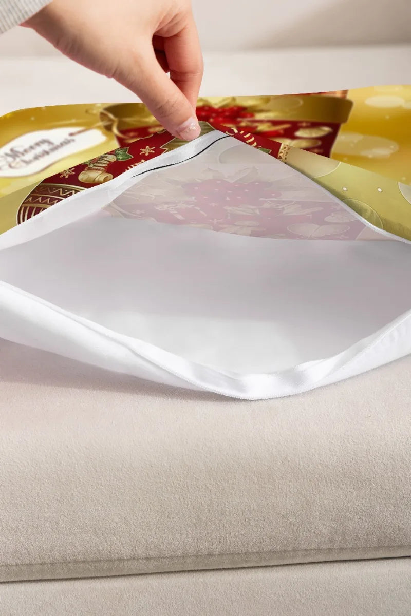 Christmas pillow cover 18x18 inches Soft skin-friendly Santa Claus snowman wreath Creative pattern Sofa home decoration