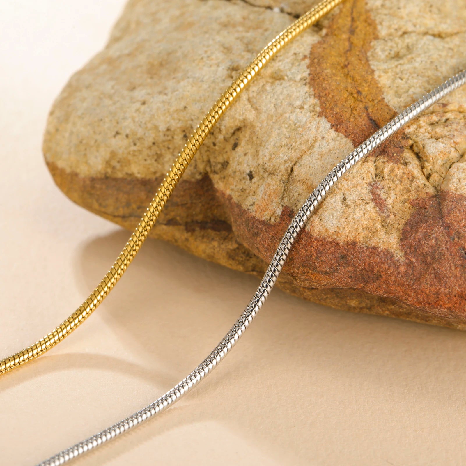 Sipuris Round Snake Chain Necklace For Men Women Stainless Steel Hip Hop Punk 0.9mm 1.2mm 1.5mm 2mm Chain Jewelry Christmas Gift